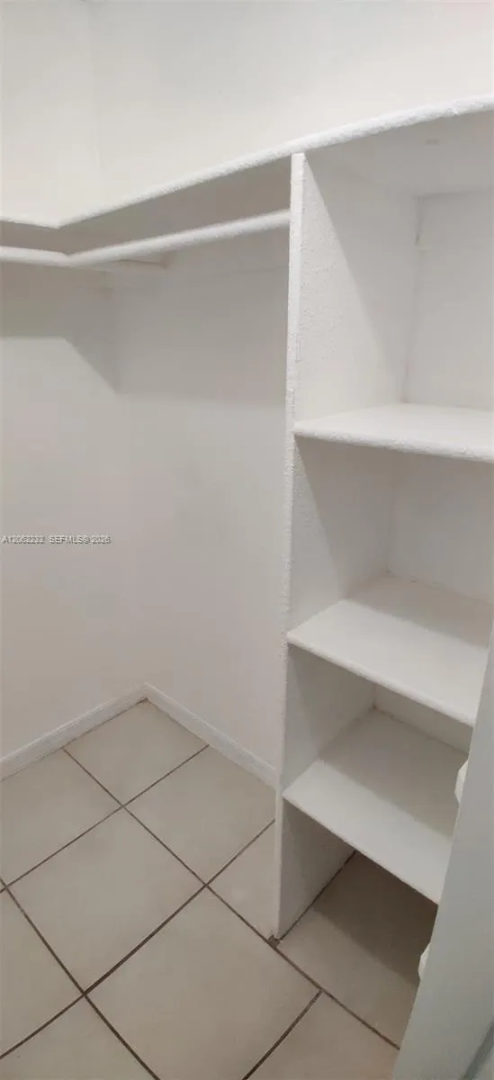 4550 NW 9th St #706E Miami, FL 33126