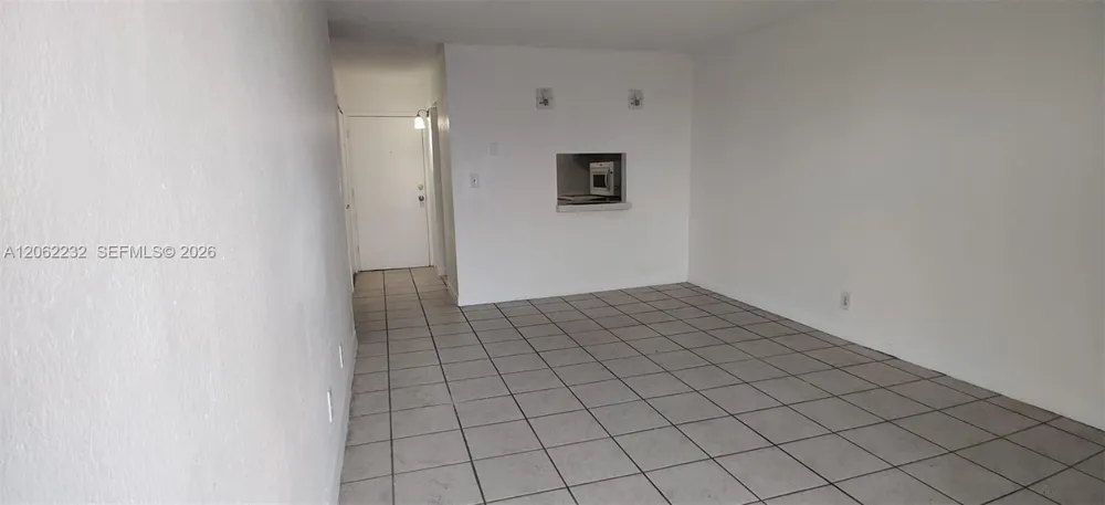 4550 NW 9th St #706E Miami, FL 33126