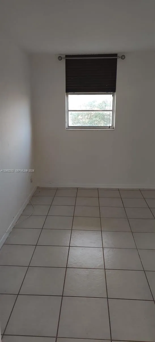 4550 NW 9th St #706E Miami, FL 33126