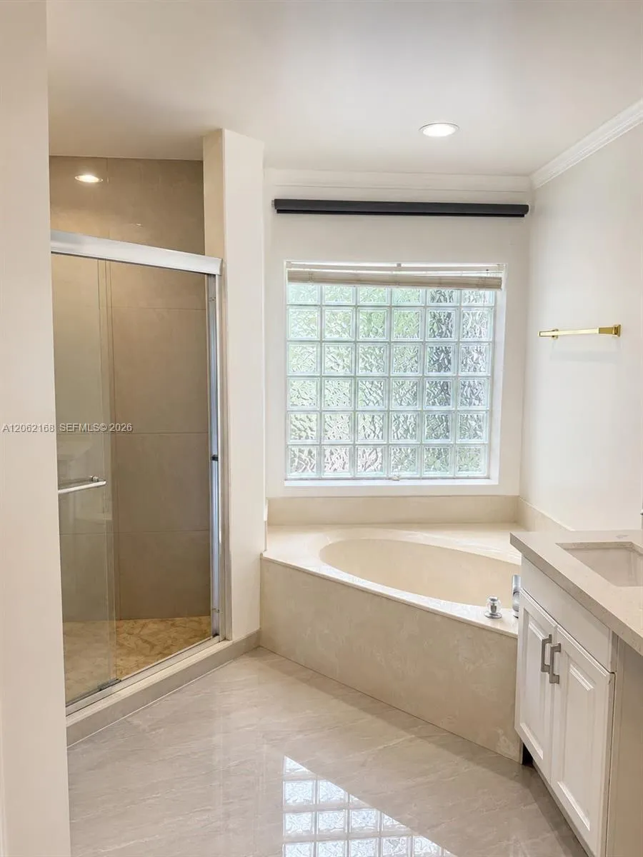 16341 Malibu Dr #19 Weston, FL 33326