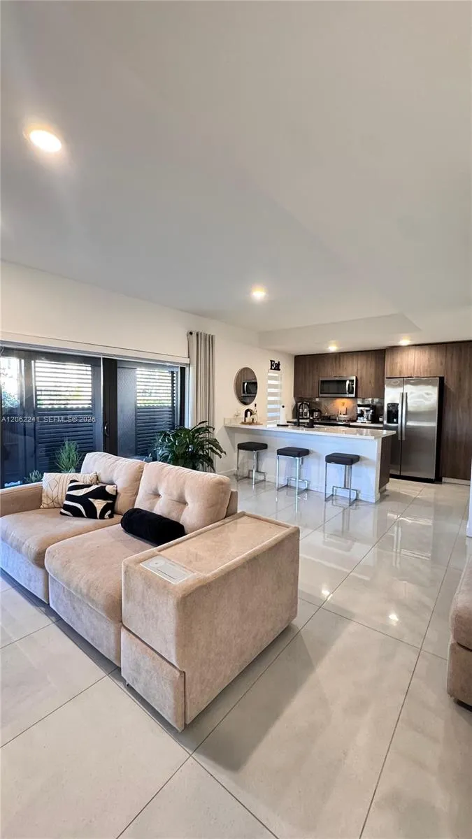 268 NW 13th Ct Florida City, FL 33034
