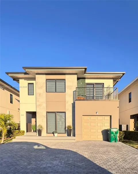 268 NW 13th Ct