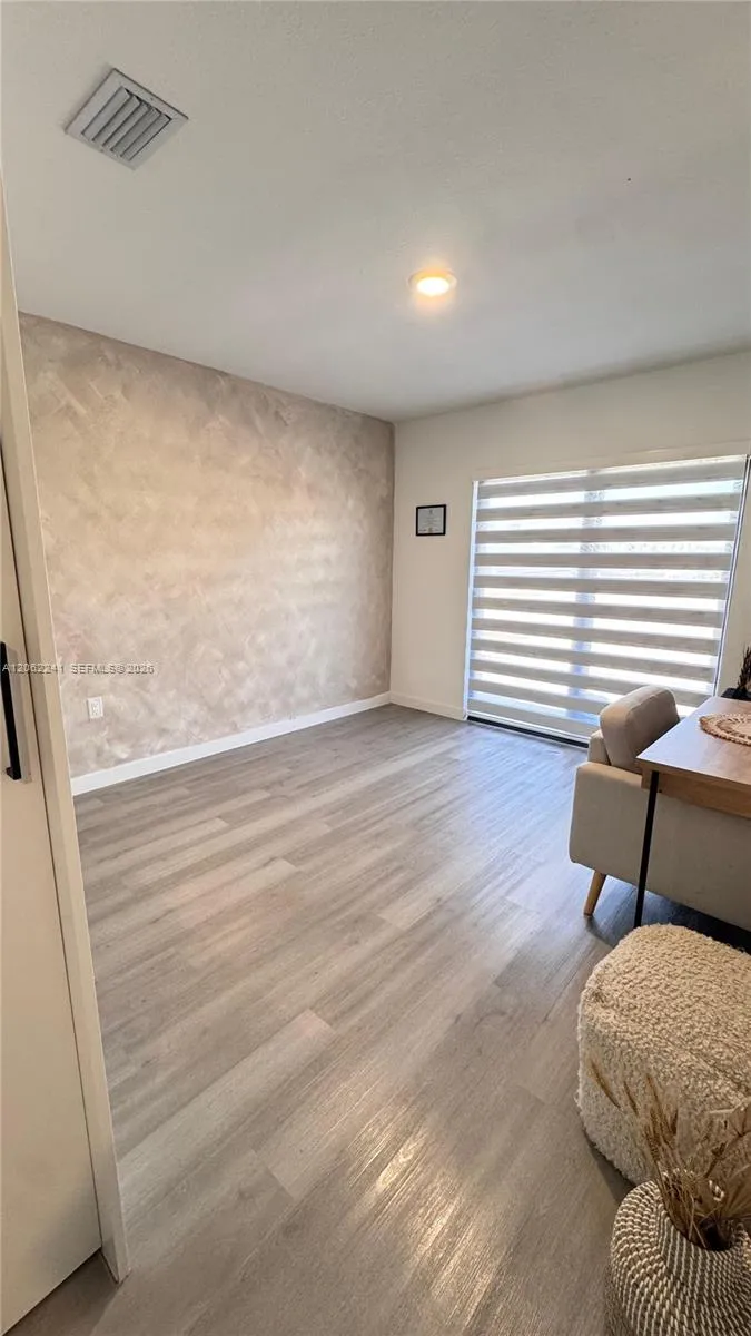 268 NW 13th Ct Florida City, FL 33034