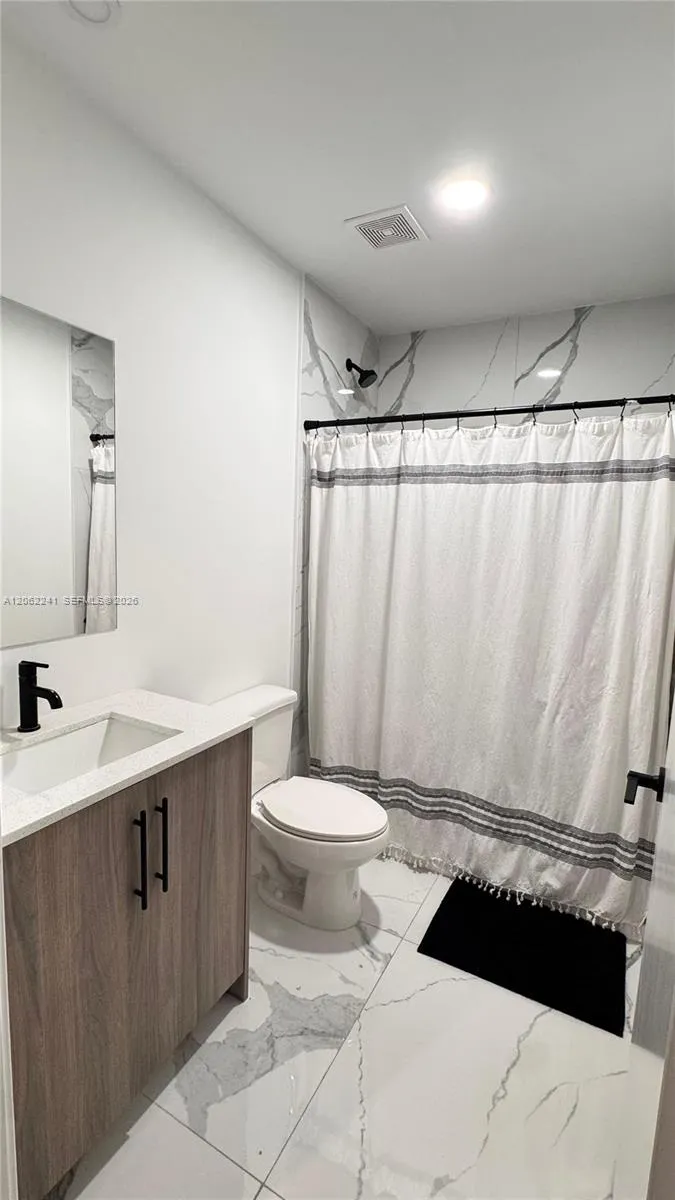 268 NW 13th Ct Florida City, FL 33034