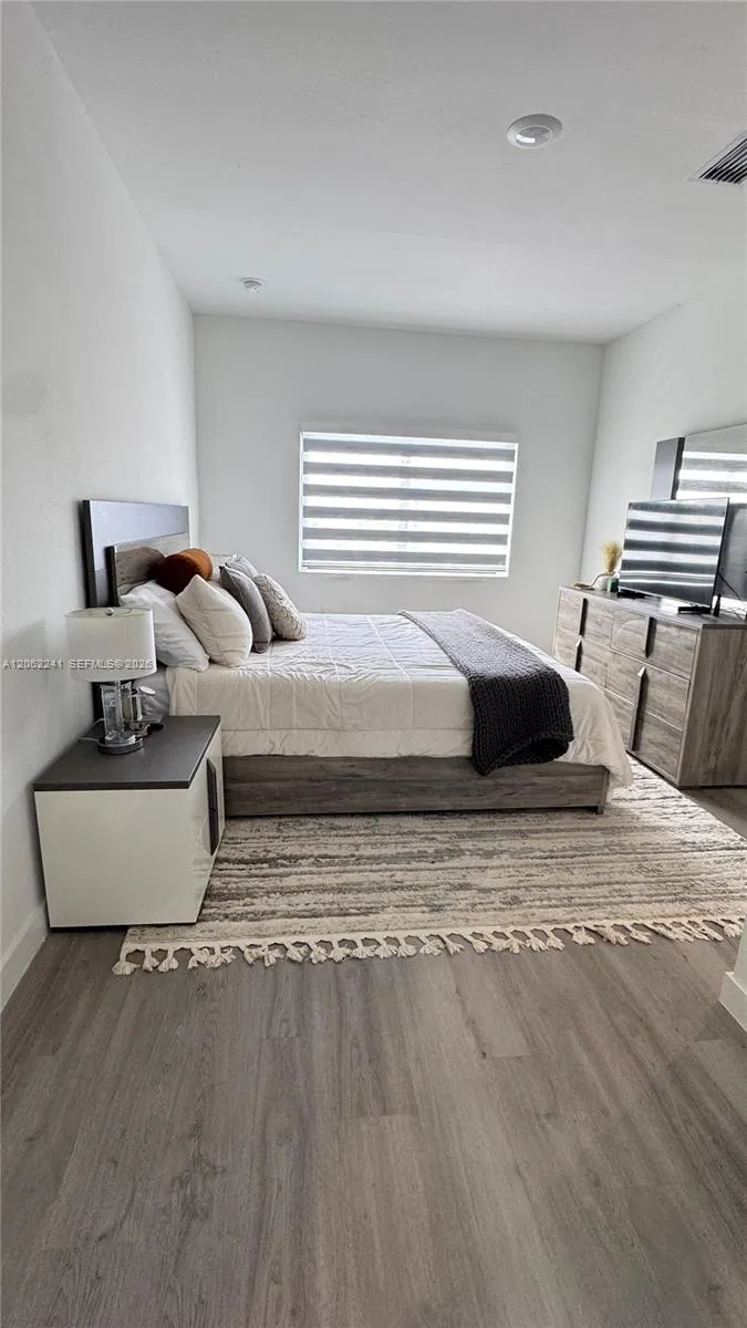 268 NW 13th Ct Florida City, FL 33034