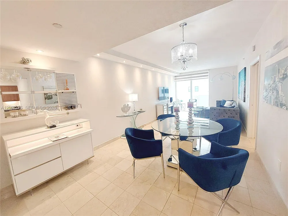 6365 Collins Ave #905 Miami Beach, FL 33141