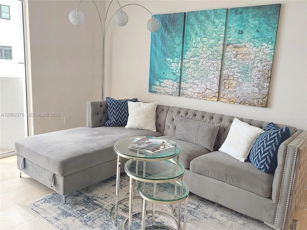 6365 Collins Ave #905 Miami Beach, FL 33141
