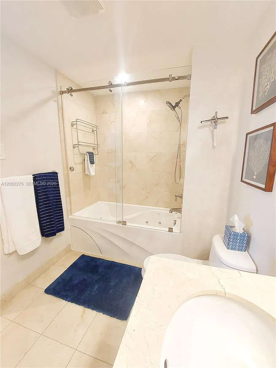 6365 Collins Ave #905 Miami Beach, FL 33141