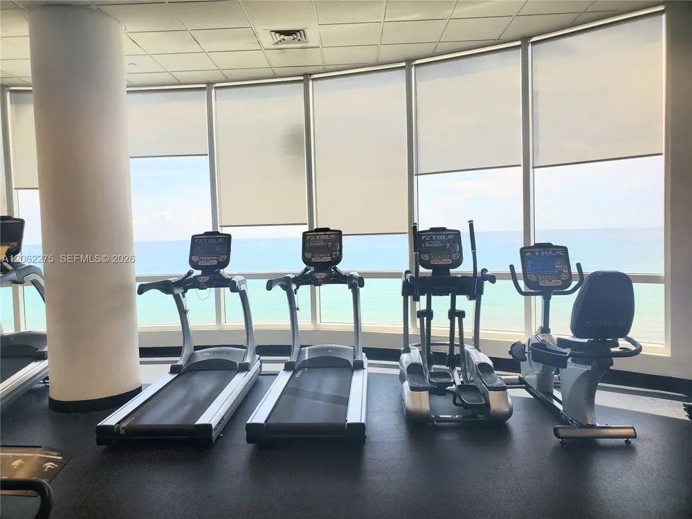 6365 Collins Ave #905 Miami Beach, FL 33141