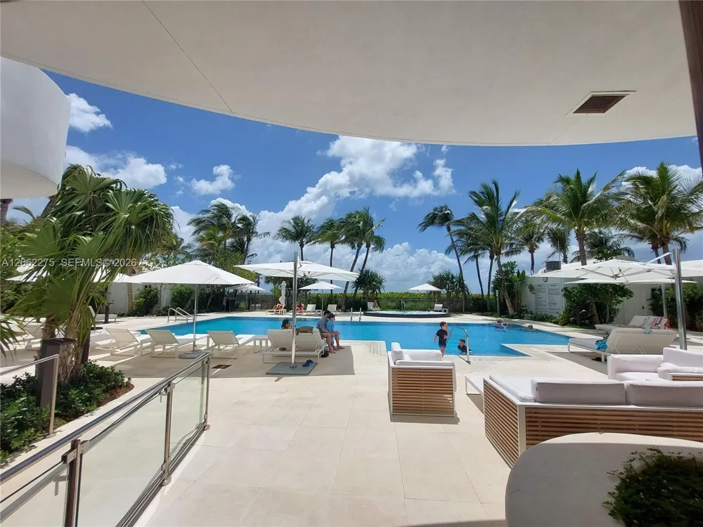 6365 Collins Ave #905 Miami Beach, FL 33141