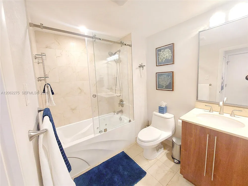 6365 Collins Ave #905 Miami Beach, FL 33141