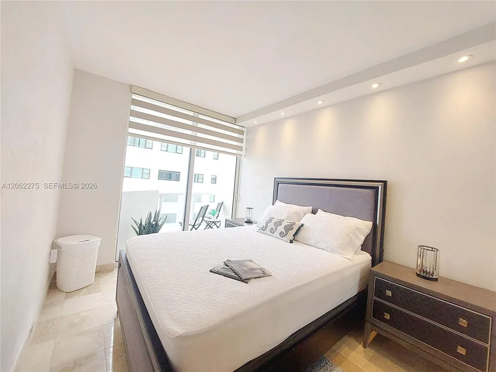 6365 Collins Ave #905 Miami Beach, FL 33141