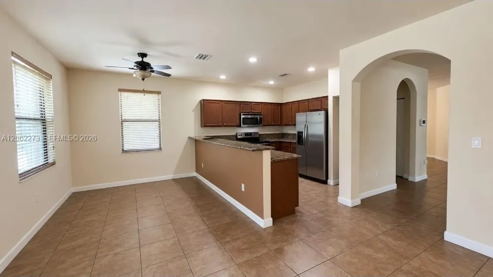 8890 W 33rd Ave Hialeah, FL 33018