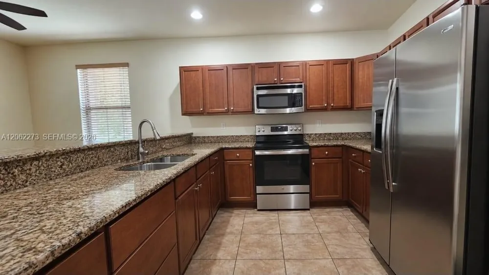 8890 W 33rd Ave Hialeah, FL 33018