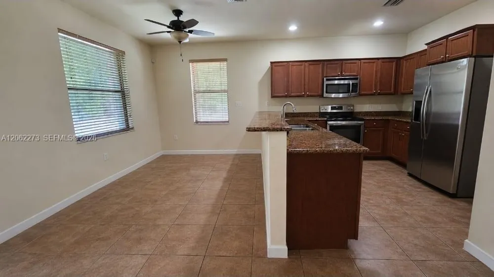 8890 W 33rd Ave Hialeah, FL 33018