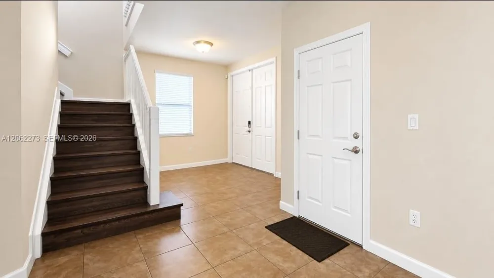8890 W 33rd Ave Hialeah, FL 33018