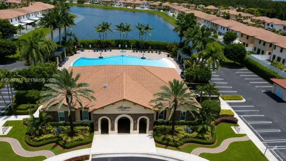8890 W 33rd Ave Hialeah, FL 33018