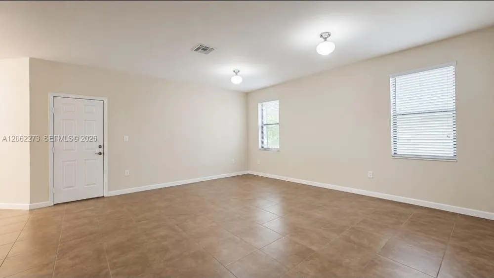 8890 W 33rd Ave Hialeah, FL 33018