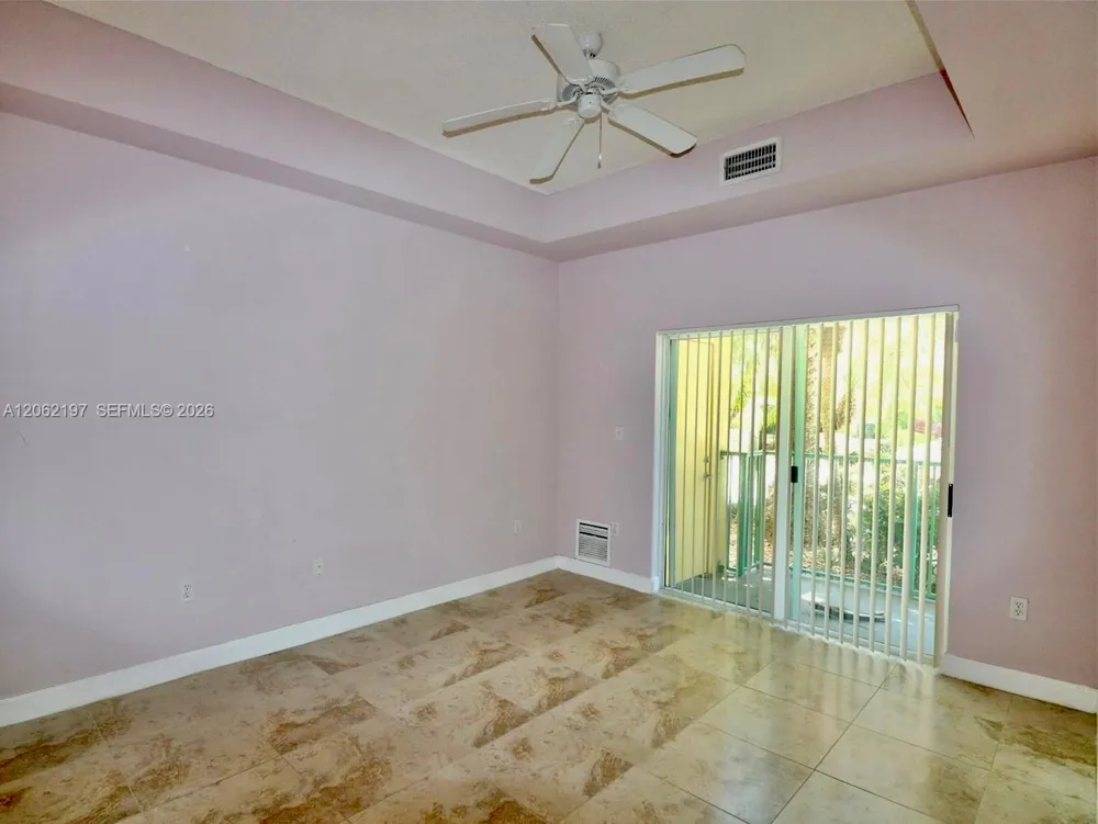 6001 SW 70th St #117 South Miami, FL 33143