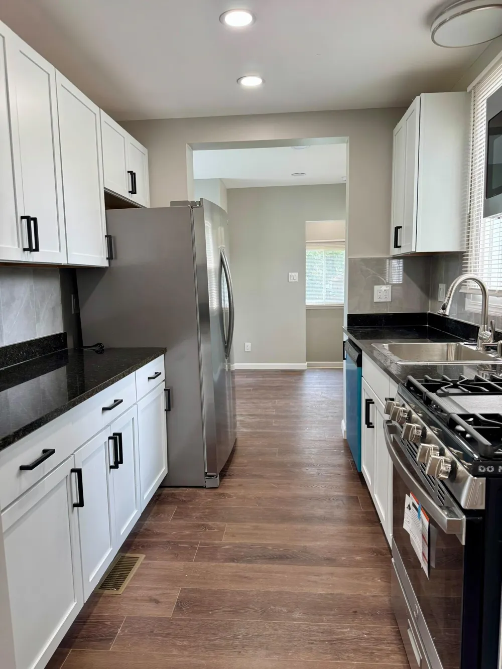 5169 Glenis Street Dearborn Heights, MI 48125
