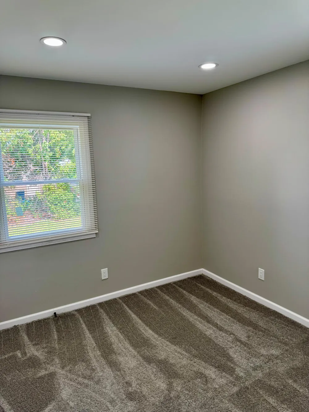 5169 Glenis Street Dearborn Heights, MI 48125
