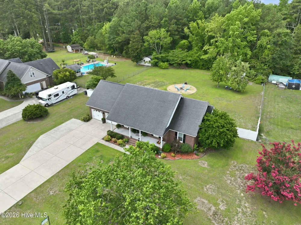 5829 Finish Line Drive Hope Mills, NC 28348