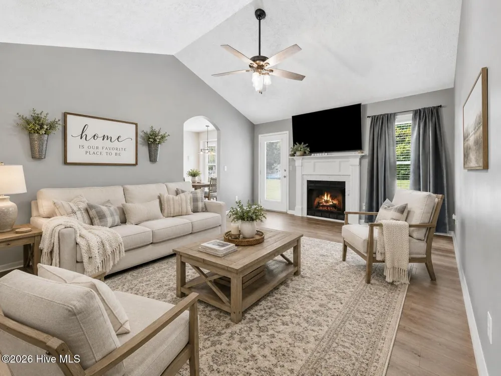 5829 Finish Line Drive Hope Mills, NC 28348