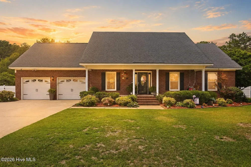 5829 Finish Line Drive Hope Mills, NC 28348