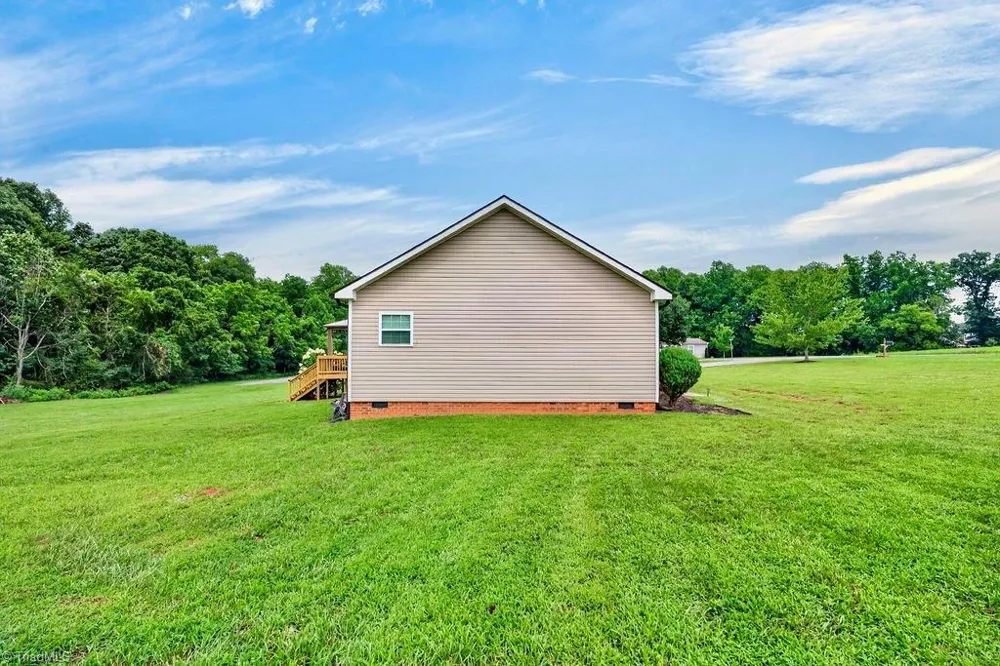 1018 Carson James Drive Boonville, NC 27011