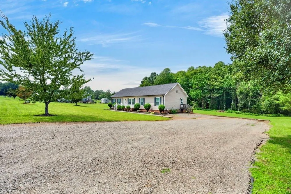 1018 Carson James Drive Boonville, NC 27011