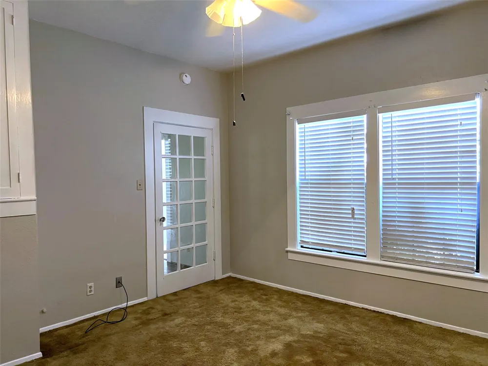 715 E Ikard Street Henrietta, TX 76365