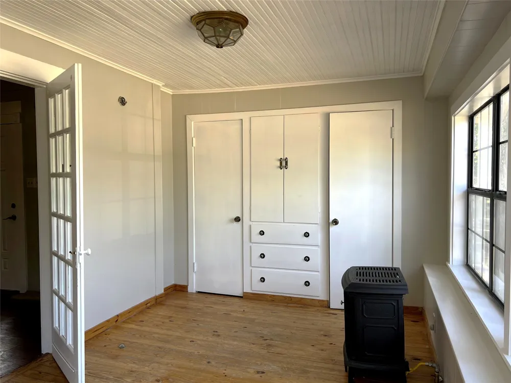 715 E Ikard Street Henrietta, TX 76365
