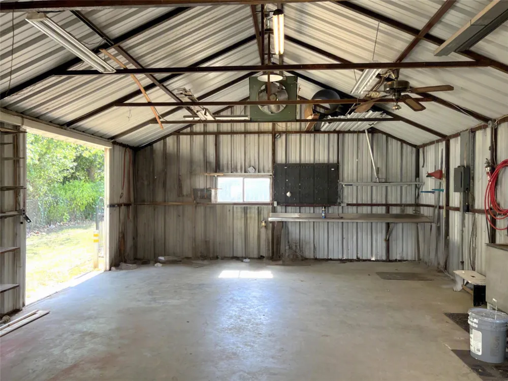 715 E Ikard Street Henrietta, TX 76365