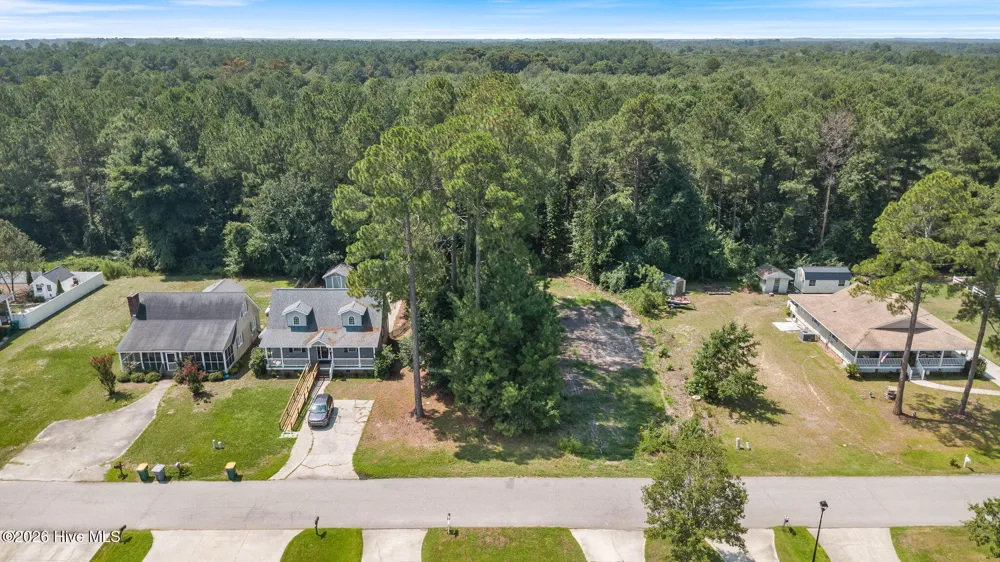 202 Grays Lane Elizabethtown, NC 28337