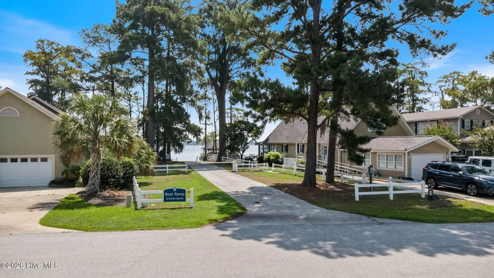 202 Grays Lane Elizabethtown, NC 28337