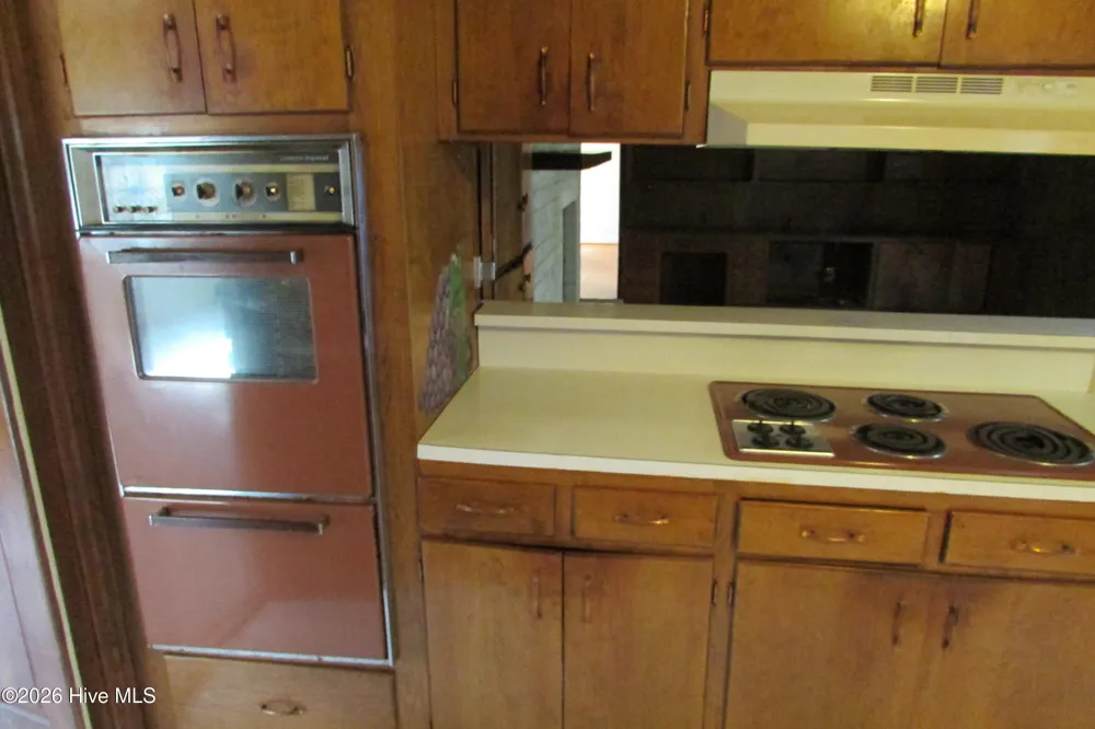 1102 Isaac Weeks Road Clinton, NC 28328