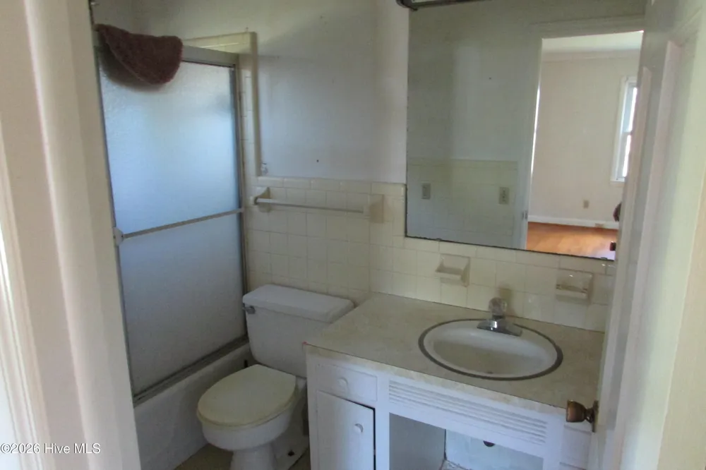1102 Isaac Weeks Road Clinton, NC 28328