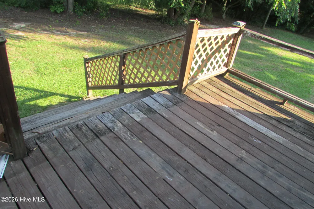 1102 Isaac Weeks Road Clinton, NC 28328