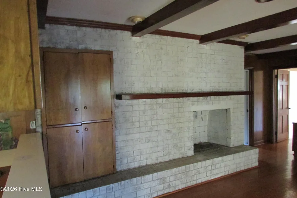 1102 Isaac Weeks Road Clinton, NC 28328