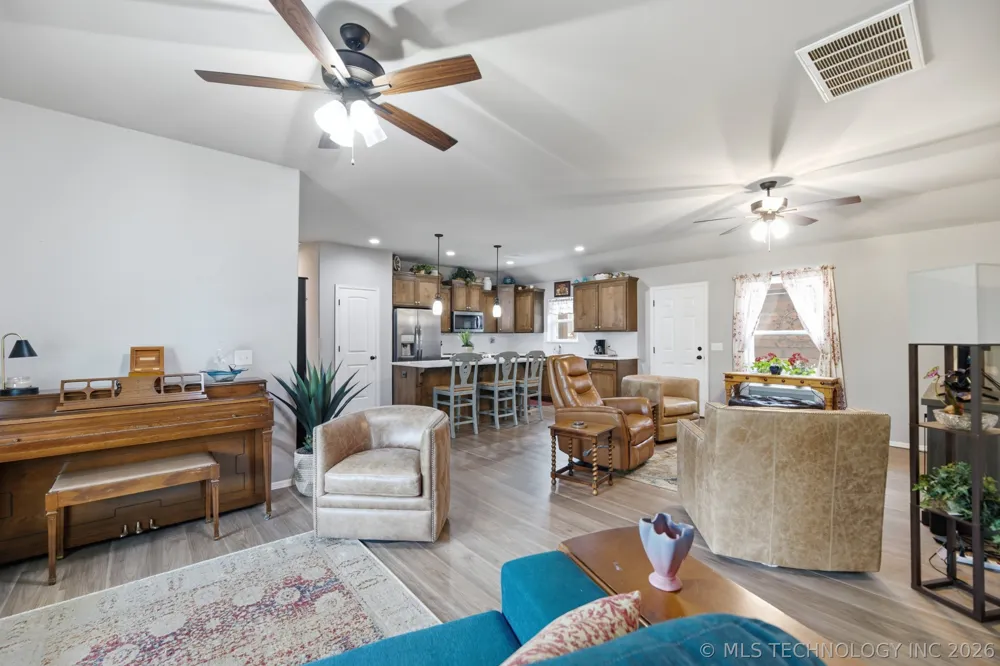 3 S Mayfield Street Sapulpa, OK 74066