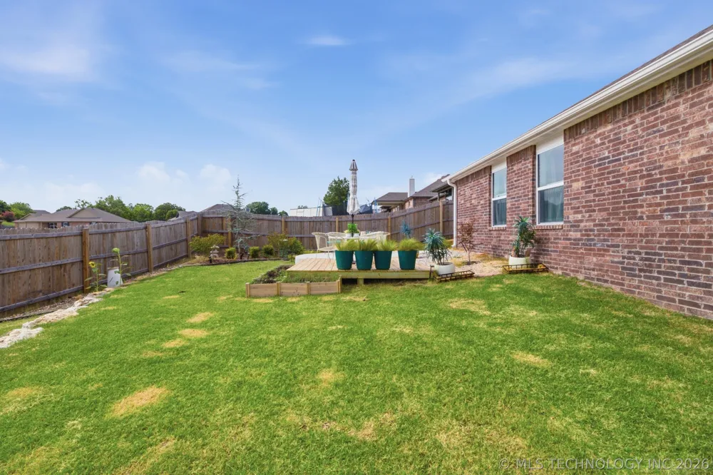 3 S Mayfield Street Sapulpa, OK 74066
