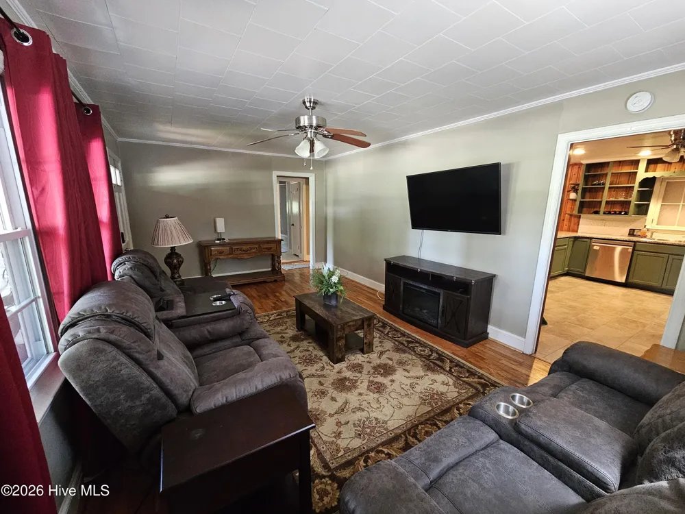 4879 Nc Highway 57 Semora, NC 27343
