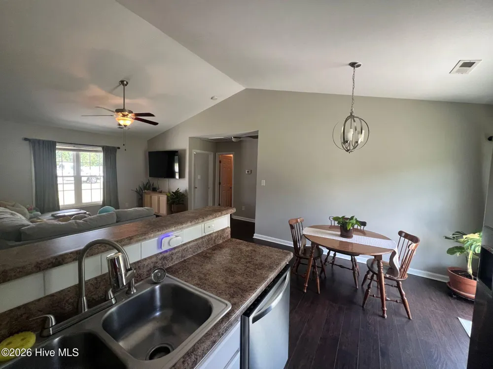 238 Sweet Gum Lane Richlands, NC 28574