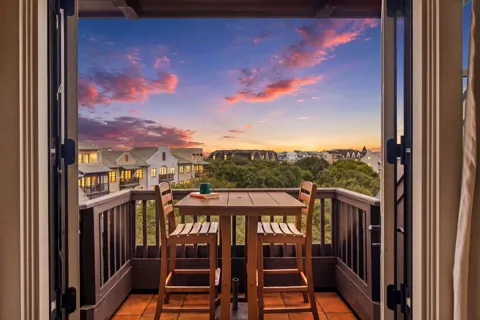 78 Barrett Square ## 11