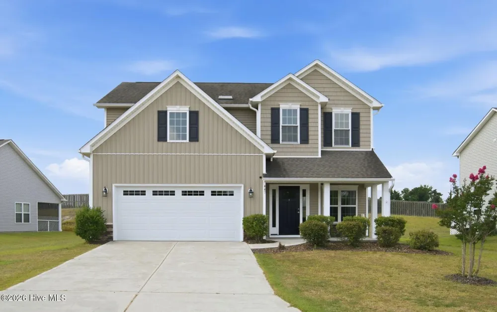 447 Avendale Drive Rocky Point, NC 28457