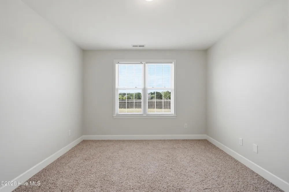 447 Avendale Drive Rocky Point, NC 28457