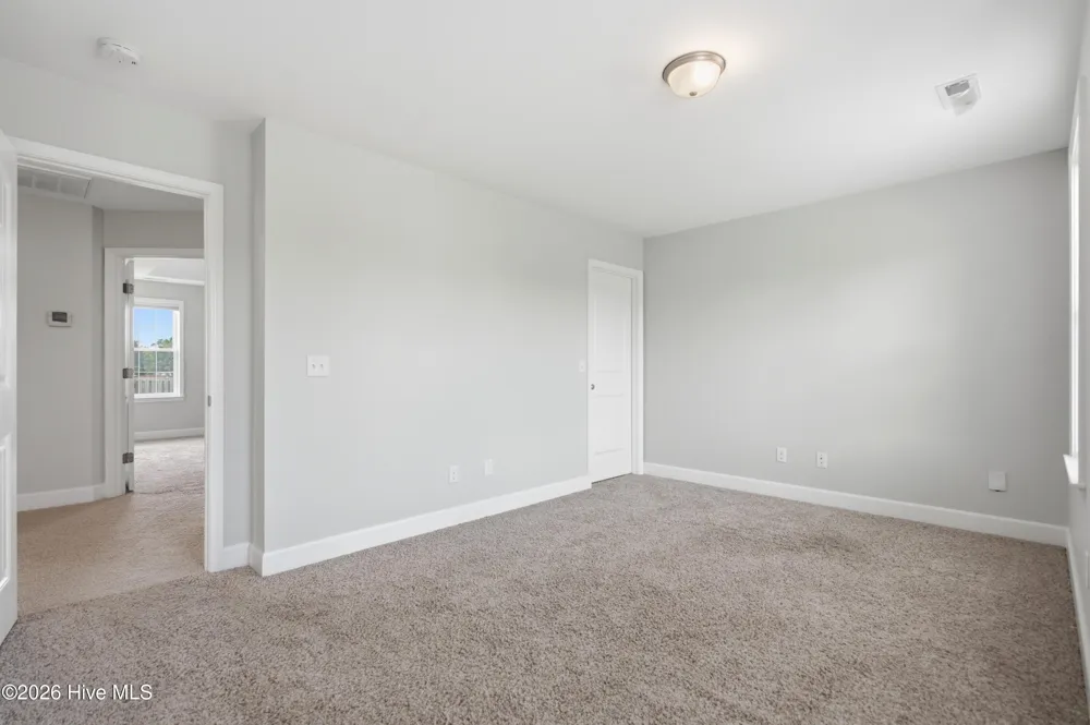 447 Avendale Drive Rocky Point, NC 28457