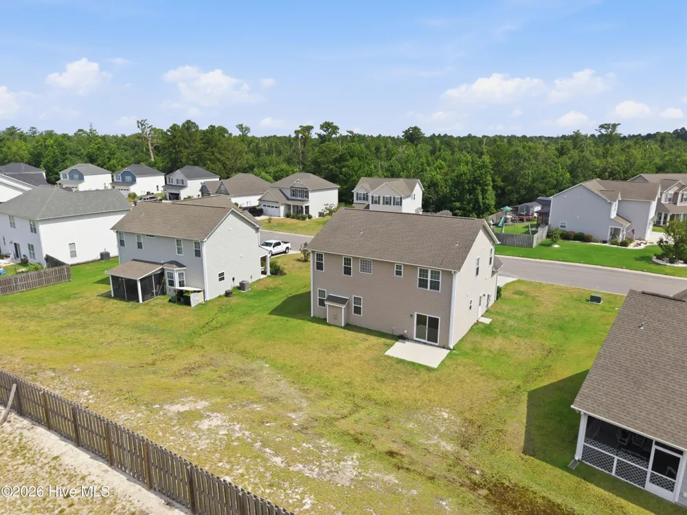 447 Avendale Drive Rocky Point, NC 28457