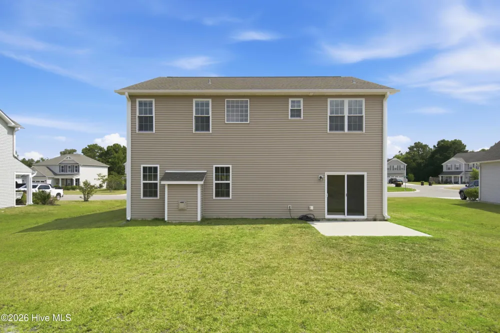 447 Avendale Drive Rocky Point, NC 28457