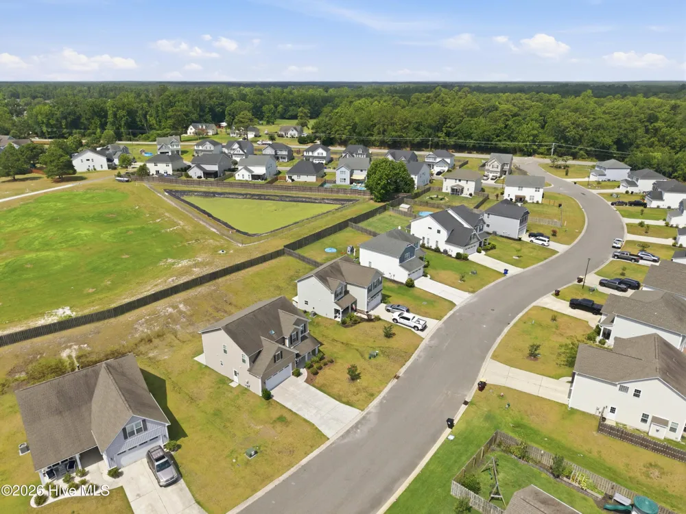 447 Avendale Drive Rocky Point, NC 28457